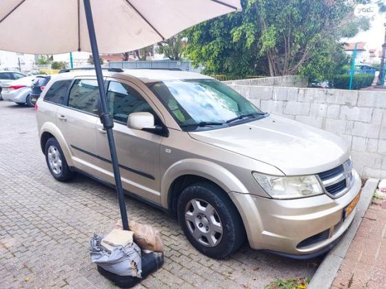 דודג' ג'רני SE אוט' 7 מק' 2.4 (168 כ"ס) בנזין 2008 למכירה בלוד