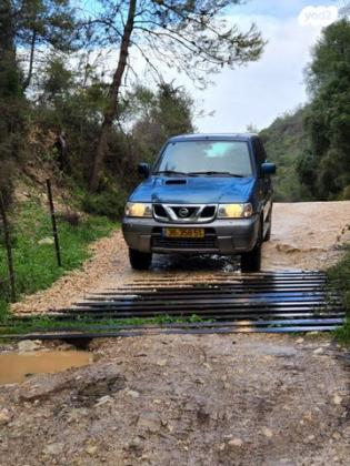 ניסאן טראנו ארוך 4X4 SE אוט' דיזל 3.0 (154 כ''ס) דיזל 2004 למכירה בבית ג'ן