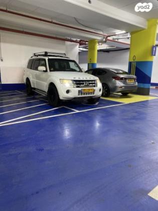 מיצובישי פג'רו ארוך 4X4 Desert אוט' דיזל 7 מק' 3.2 (200 כ"ס) דיזל 2012 למכירה בחריש