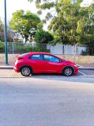 הונדה סיוויק האצ'בק החדשה Comfort אוט' 1.8 (142 כ''ס) בנזין 2015 למכירה בנתניה