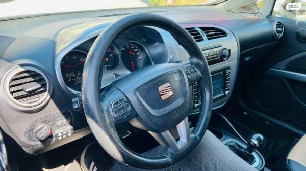 סיאט לאון Style אוט' 5 דל' 1.8 (160 כ''ס) בנזין 2013 למכירה בנצרת