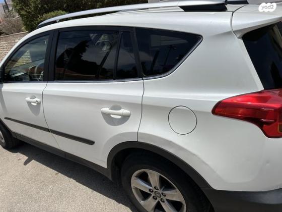 טויוטה RAV4 ארוך 4X4 Premium אוט' 2.0 (151 כ''ס) בנזין 2016 למכירה בכפר סבא