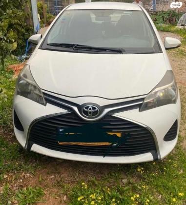 טויוטה יאריס Sol אוט' 1.3 (99 כ"ס) בנזין 2015 למכירה ברמות השבים