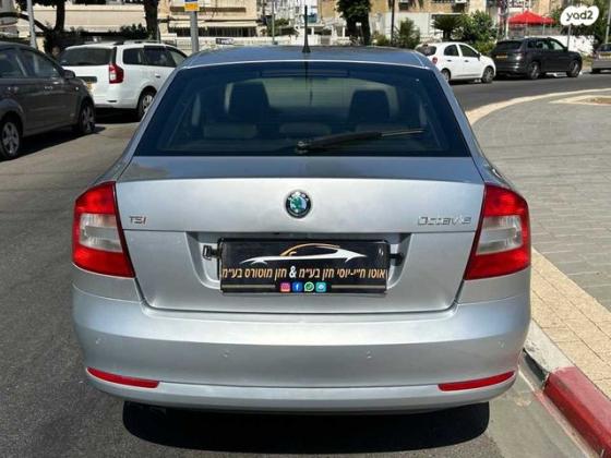 סקודה אוקטביה Elegance אוט' 1.8 (160 כ''ס) בנזין 2013 למכירה בתל אביב יפו