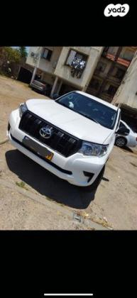 טויוטה לנד קרוזר ארוך 4X4 TS אוט' דיזל 7 מק' 2.8 (177 כ''ס) דיזל 2019 למכירה בלוד