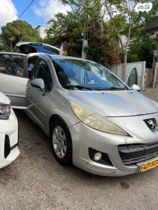 פיג'ו 207 Trendy אוט' 1.6 (120 כ"ס) בנזין 2011 למכירה בחיפה