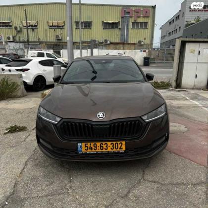 סקודה אוקטביה Dynamic אוט' 1.0 (110 כ"ס) בנזין 2021 למכירה בראשון לציון