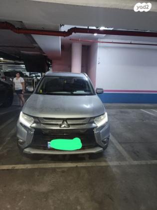 מיצובישי אאוטלנדר Instyle אוט' 7 מק' 2.0 (150 כ"ס) בנזין 2016 למכירה בנתניה