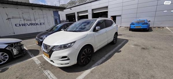 ניסאן קשקאי Tech Design אוט' 1.3 (160 כ''ס) בנזין 2021 למכירה בחיפה