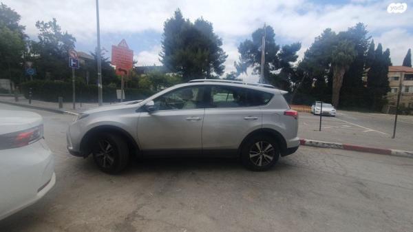 טויוטה RAV4 ארוך 4X4 GLI MC אוט' 2.0 (152 כ"ס) בנזין 2016 למכירה בירושלים