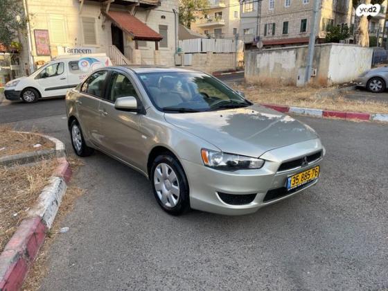 מיצובישי לנסר הדור החדש Invite אוט' 1.5 (109 כ''ס) בנזין 2011 למכירה בחיפה