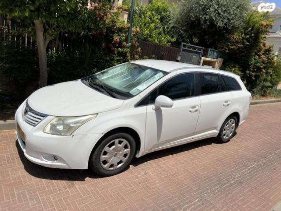 טויוטה אוונסיס סטיישן אוט' 2.0 (152 כ"ס) בנזין 2009 למכירה בכפר יונה