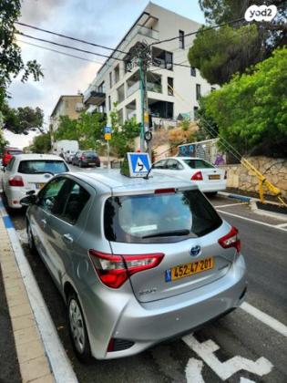 טויוטה יאריס הייבריד Eco אוט' 1.5 (73 כ''ס) בנזין 2018 למכירה בחיפה