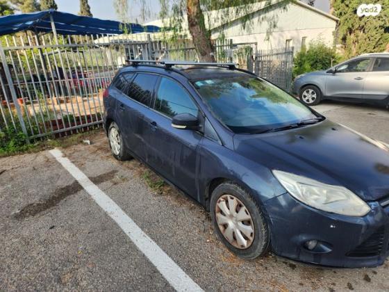 פורד פוקוס Trend סטיישן אוט' 1.6 (125 כ''ס) בנזין 2012 למכירה בנחשונים