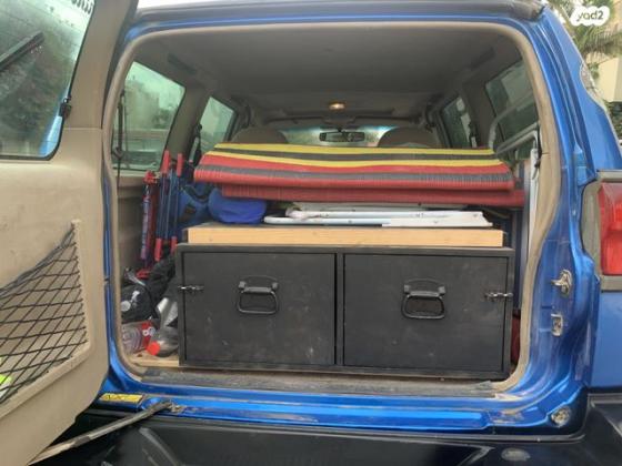 ניסאן טראנו ארוך 4X4 SR אוט' דיזל 2.7 (125 כ''ס) דיזל 2000 למכירה בפרדסיה