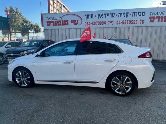יונדאי איוניק Premium הייבריד אוט' 1.6 (141 כ"ס) בנזין 2017 למכירה בחיפה