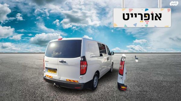 יונדאי i800 GL CRDI סגור אוט' דיזל 2.5 (170 כ''ס) דיזל 2019 למכירה ב