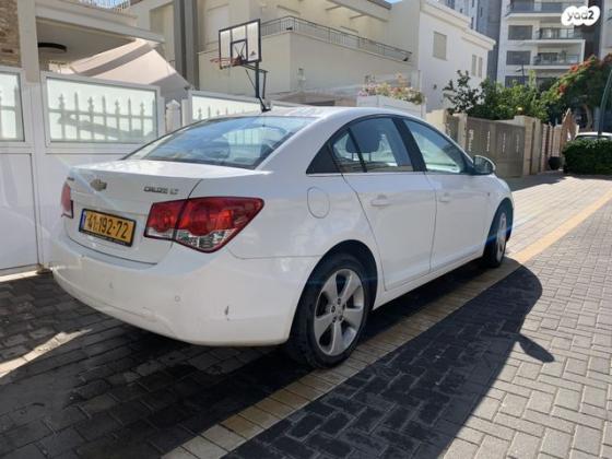שברולט קרוז LT סדאן אוט' 1.8 (140 כ''ס) בנזין 2010 למכירה בחדרה