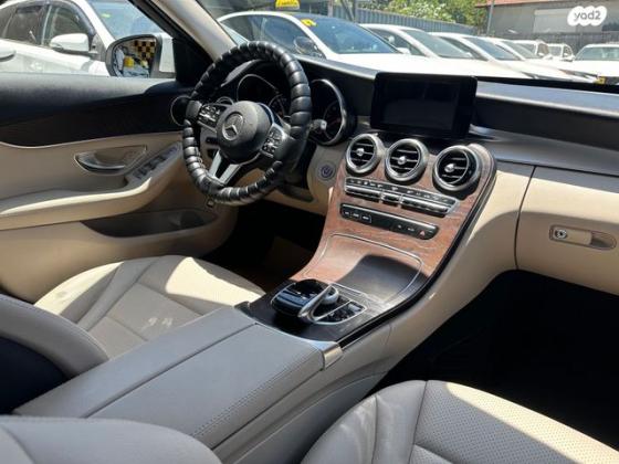 מרצדס C-Class Taxi C220D Taxi Preplus אוט' דיזל 2.0 (194 כ''ס) דיזל 2020 למכירה ברחובות