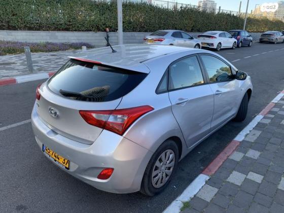 יונדאי i30 Inspire ידני 1.4 (100 כ''ס) [2015-2017] בנזין 2016 למכירה בנתניה