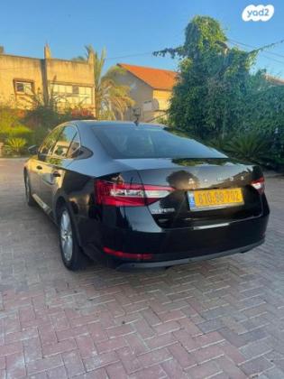 סקודה סופרב (2019 ואילך) Ambition FL אוט' סדאן 1.5 (150 כ''ס) בנזין 2021 למכירה בבאר שבע