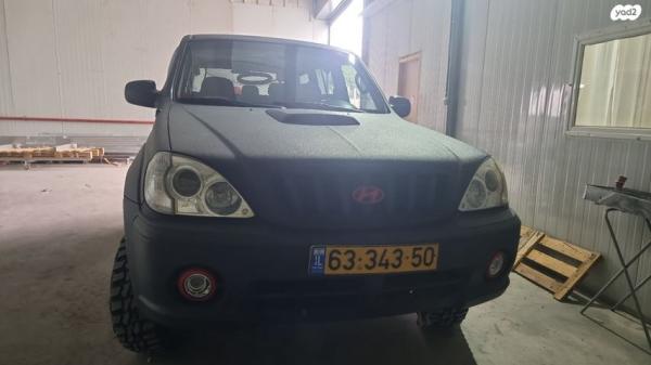 יונדאי טאראקן 4X4 GLS אוט' דיזל 5 מק' 2.9 (150 כ''ס) דיזל 2003 למכירה בנהריה