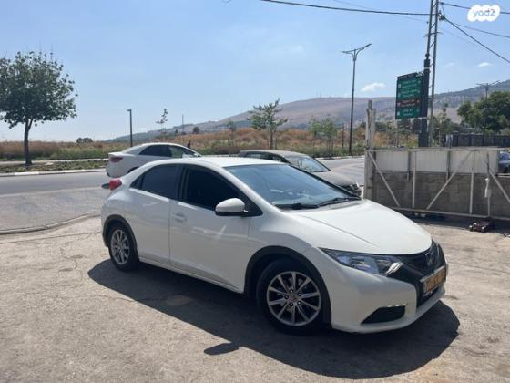 הונדה סיוויק האצ'בק החדשה Comfort אוט' 1.8 (142 כ''ס) בנזין 2013 למכירה בחצור הגלילית