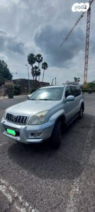 טויוטה לנד קרוזר ארוך 4X4 STD אוט' דיזל 8 מק' 3.0 (166 כ''ס) דיזל 2005 למכירה בתל אביב יפו