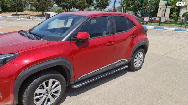 טויוטה יאריס קרוס HSD Urban אוט' 1.5 (92 כ''ס) בנזין 2022 למכירה בניר ישראל