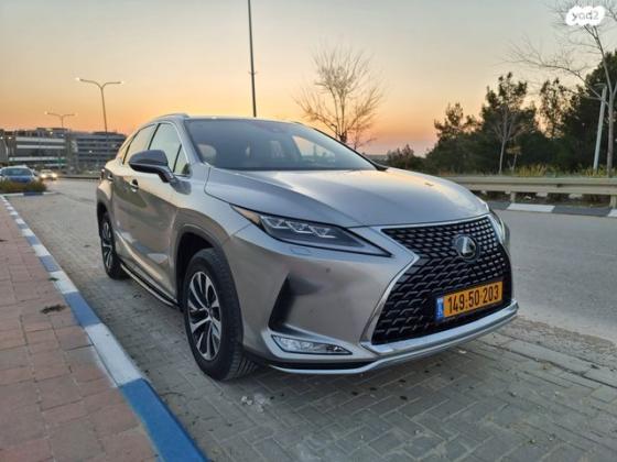 לקסוס RX300 4X4 Exclusive אוט' 2.0 (238 כ''ס) בנזין 2022 למכירה בירושלים