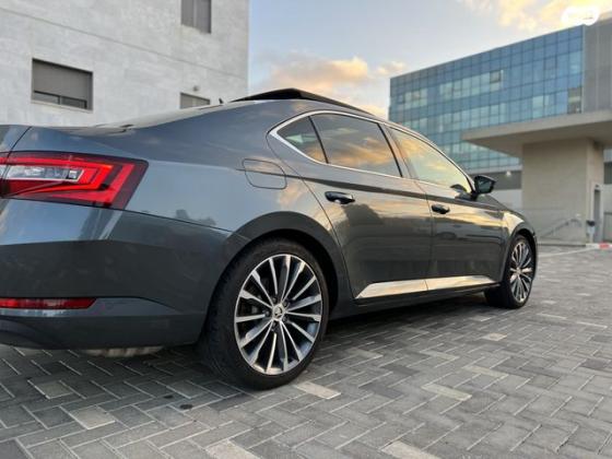 סקודה סופרב (עד 2019) L&K אוט' 2.0 (220 כ''ס) בנזין 2018 למכירה בבית יצחק שער חפר