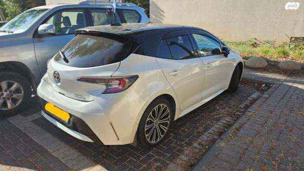 טויוטה קורולה הייבריד Comfort הצ'בק אוט' 1.8 (122 כ''ס) בנזין 2019 למכירה בפתח תקווה