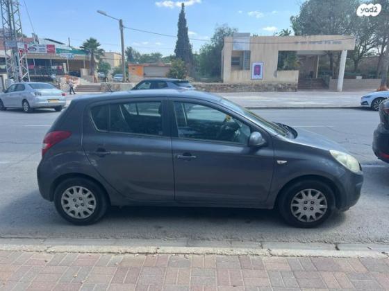 יונדאי i20 Instyle אוט' 1.4 (100 כ''ס) בנזין 2012 למכירה בירוחם