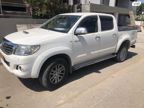 טויוטה היילקס ויגו 4X4 4X4 דאבל קבינה אוט' דיזל 3.0 (171 כ''ס) דיזל 2014 למכירה בבאקה אל ע'רביה