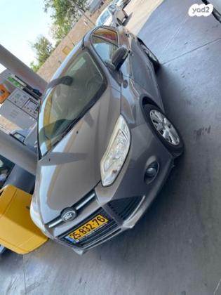 פורד פוקוס Trend סדאן אוט' 1.6 (125 כ"ס) בנזין 2013 למכירה ברמת גן