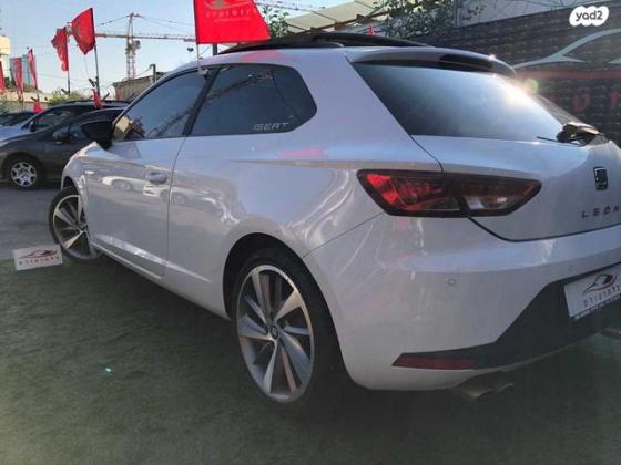 סיאט לאון FR אוט' 3 דל' 1.8 (180 כ"ס) בנזין 2015 למכירה בפתח תקווה