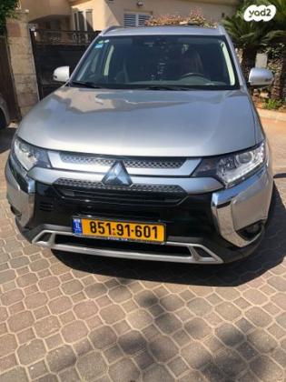 מיצובישי אאוטלנדר Instyle אוט' 7 מק' 2.0 (150 כ"ס) בנזין 2020 למכירה ברעננה
