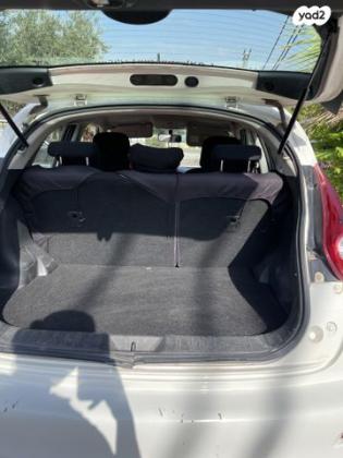 ניסאן ג'וק / Juke Acenta אוט' 1.6 (117 כ"ס) בנזין 2011 למכירה בתל אביב יפו