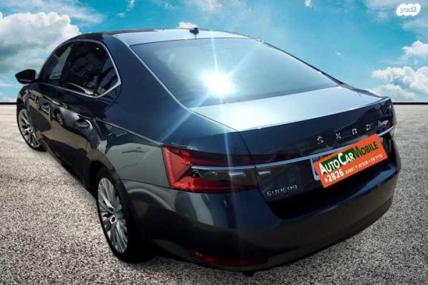 סקודה סופרב (2019 ואילך) Style FL אוט' 2.0 (190 כ''ס) בנזין 2022 למכירה בחדרה