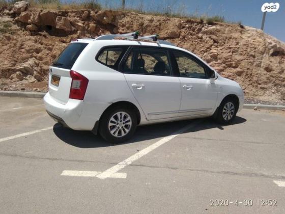 קיה קארנס LX אוט' 7 מק' 2.0 (140 כ''ס) בנזין 2013 למכירה במיתר u002F כרמית