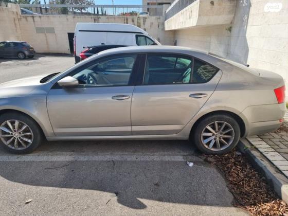 סקודה אוקטביה Style אוט' 1.2 (110 כ"ס) בנזין 2016 למכירה ברחובות