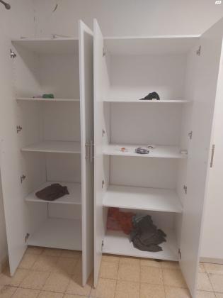 ארון שנקנה לפני שנתיים, גדול ומצויין