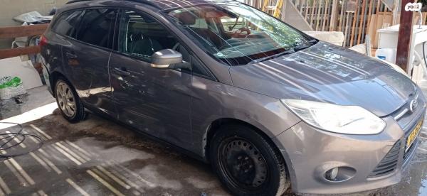 פורד פוקוס Trend סטיישן אוט' 1.6 (125 כ''ס) בנזין 2013 למכירה בחשמונאים