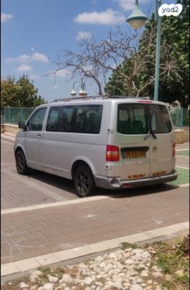 פולקסווגן טרנספורטר מסחרי/נוסעים קצר אוט' דיזל 3 מק' 4 דל' 2.5 (130 כ''ס) דיזל 2008 למכירה באלעד