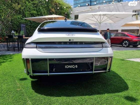 יונדאי איוניק 6 Limited אוטו' 4X2 חשמלי (228 כ"ס) חשמלי 2023 למכירה בחיפה