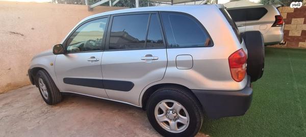 טויוטה RAV4 ארוך 4X4 STD אוט' 2.0 (150 כ''ס) [2001-2006] בנזין 2001 למכירה בעומר