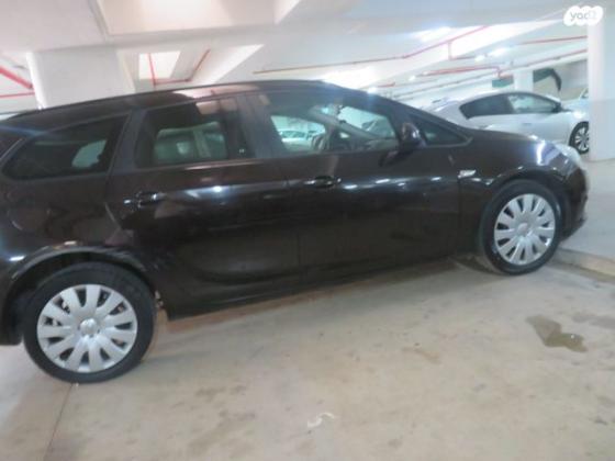 אופל אסטרה Enjoy סטיישן אוט' 1.4 (140 כ"ס) בנזין 2014 למכירה בלוד