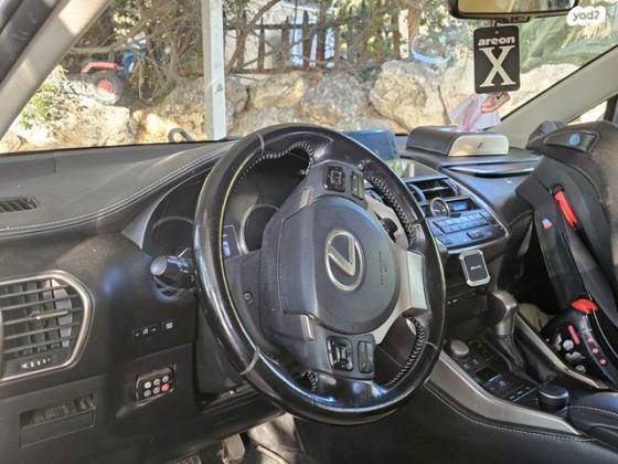 לקסוס NX NX300H Luxury הייבריד אוט' 2.5 (155 כ''ס) בנזין 2015 למכירה בגבעת אלה