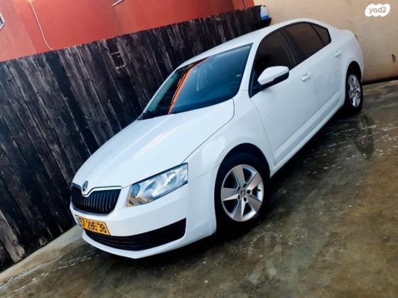 סקודה אוקטביה Ambition אוט' 1.2 (110 כ"ס) בנזין 2017 למכירה במגאר