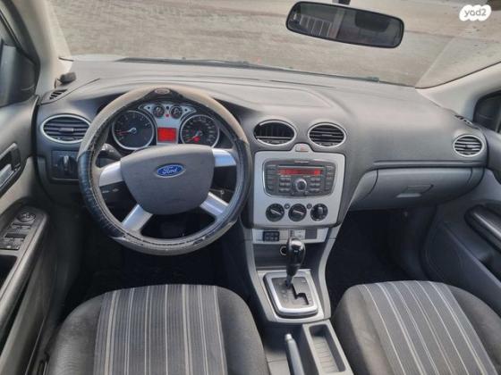 פורד פוקוס Trend סדאן אוט' 1.6 (100 כ''ס) בנזין 2011 למכירה בראשון לציון